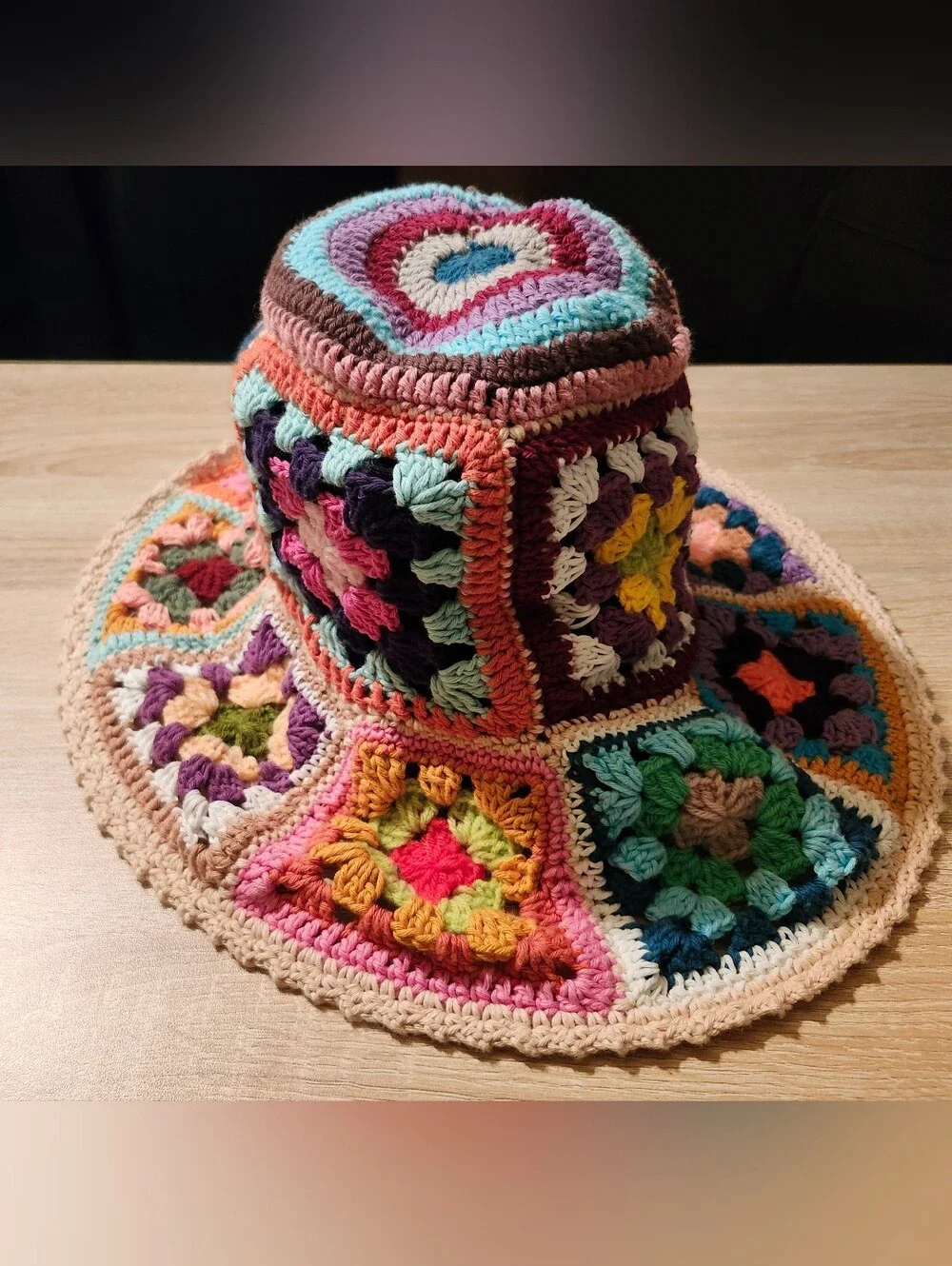 MOMO NEW YORK GRANNY HAND CROCHET SILVIE Size 05